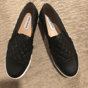 Brand new quilted Steve Madden slip ons